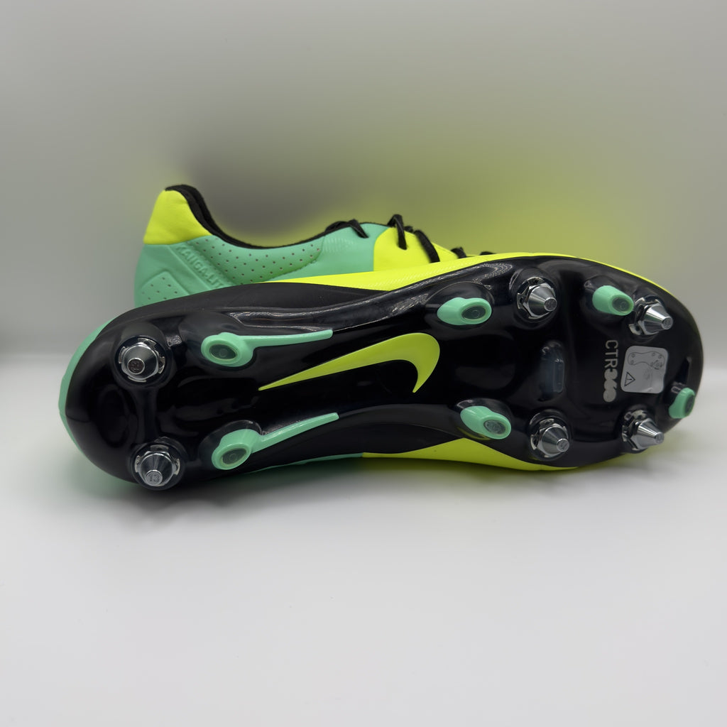 Nike CTR360 Maestri III Elite SG-Pro